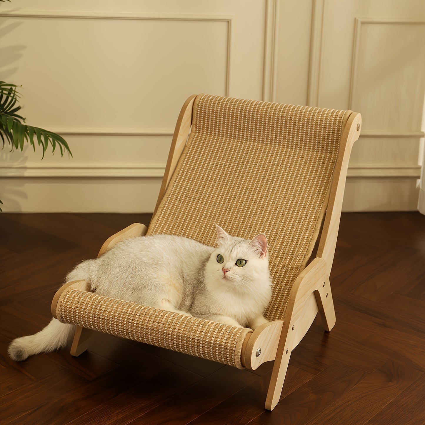 [Durable Nylon Cat Sofa Bed] Extra-Large Cat Hammock Lounger - Made From Durable Nylon, This All-season Comfort Sofa Bed For Cats Comes With A Scratch Pad